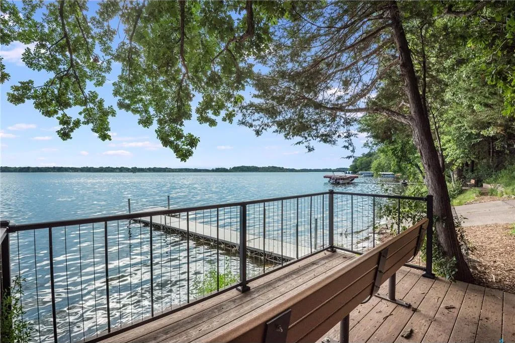 Hillside Dock Photo.png