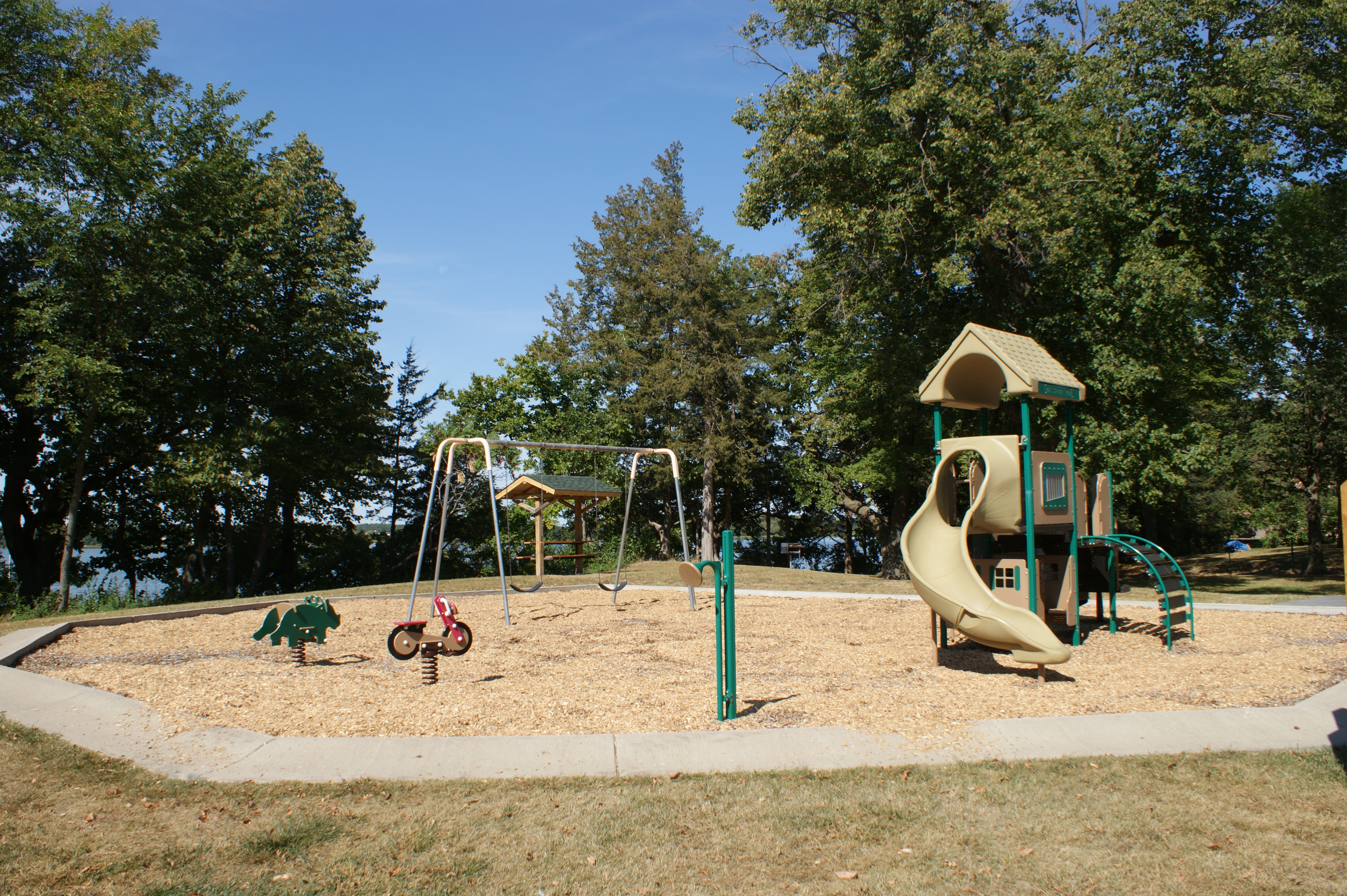 lakeshore play area.JPG